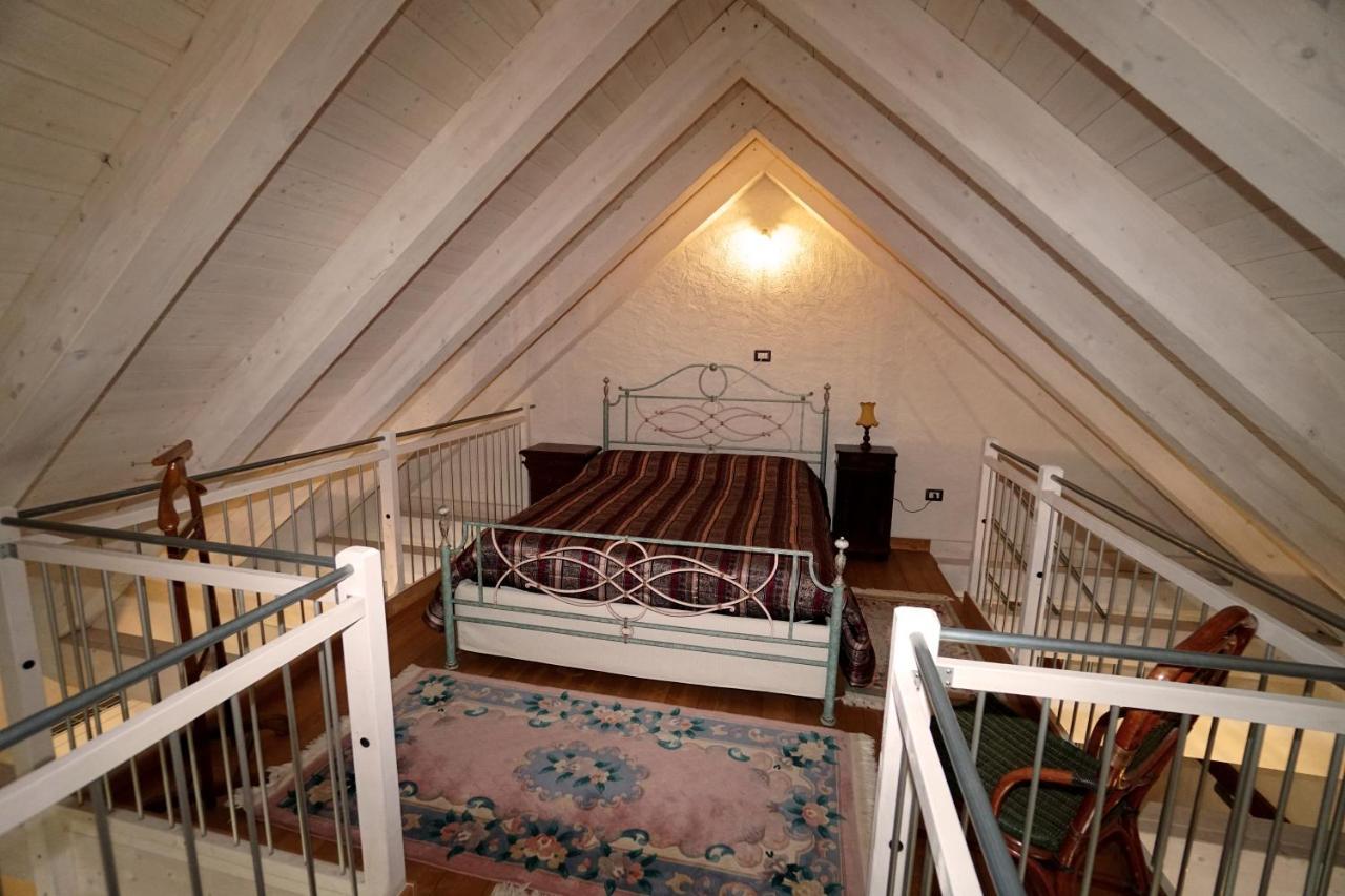 Вілла Casa Del Cecco Trontano Екстер'єр фото